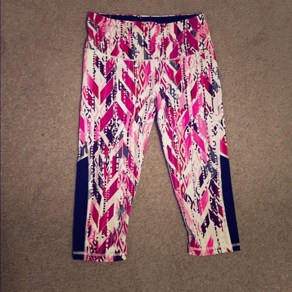 VSX SPORT CROP LEGGINGS